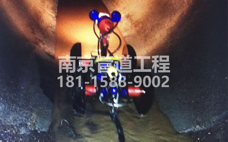 224锁五管道机器人检测